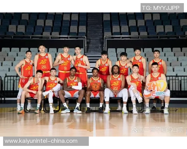 广厦与广州精彩对决录像回放分析及比赛亮点回顾